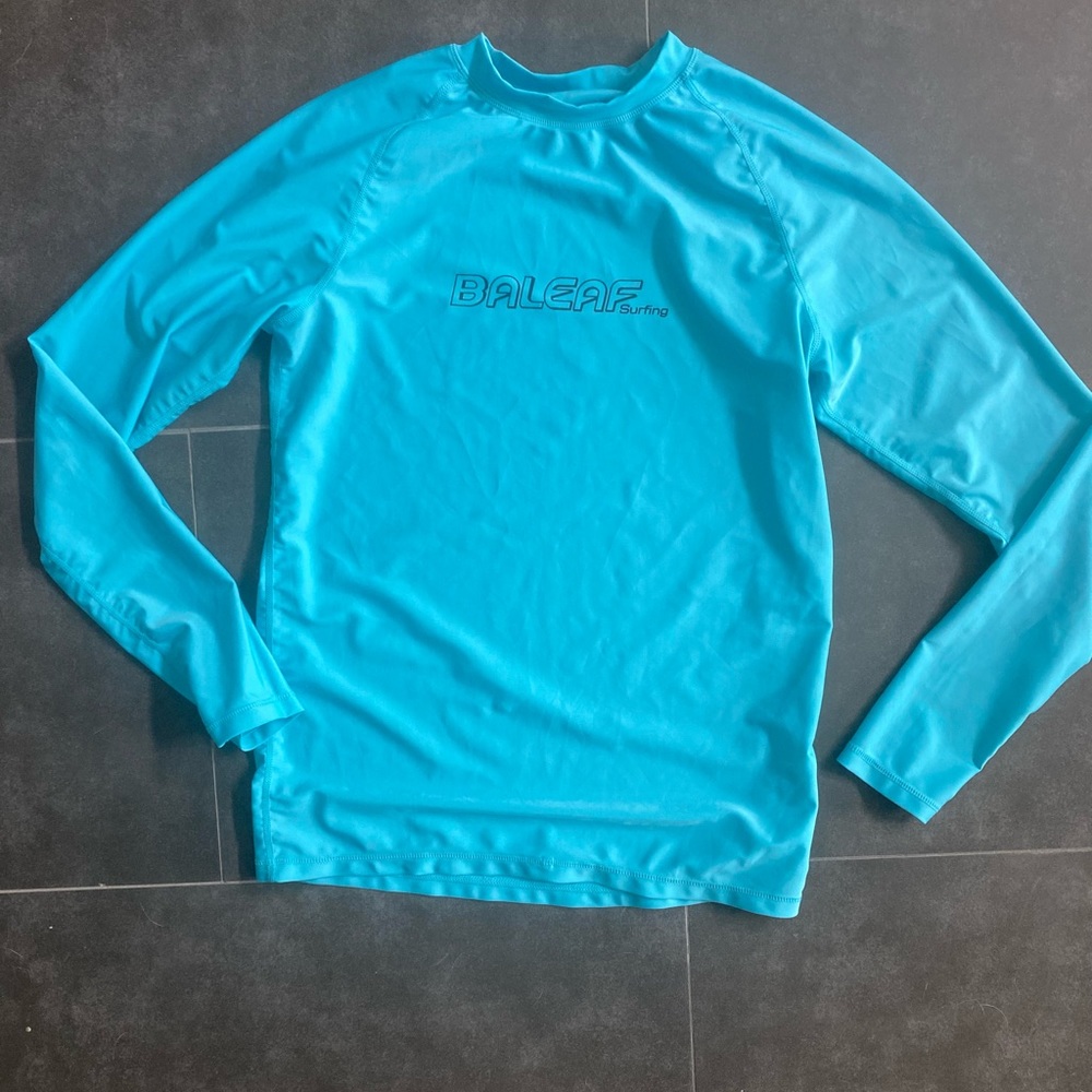 Baleaf rash guard surf shirt